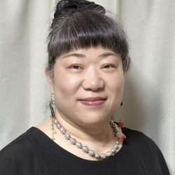 おひさまのて眞世 先生