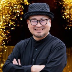 手相鑑定士 藤堂灯先生